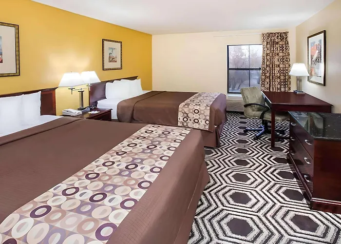 Halsted Inn And Suites Harvey - Chicago Southland